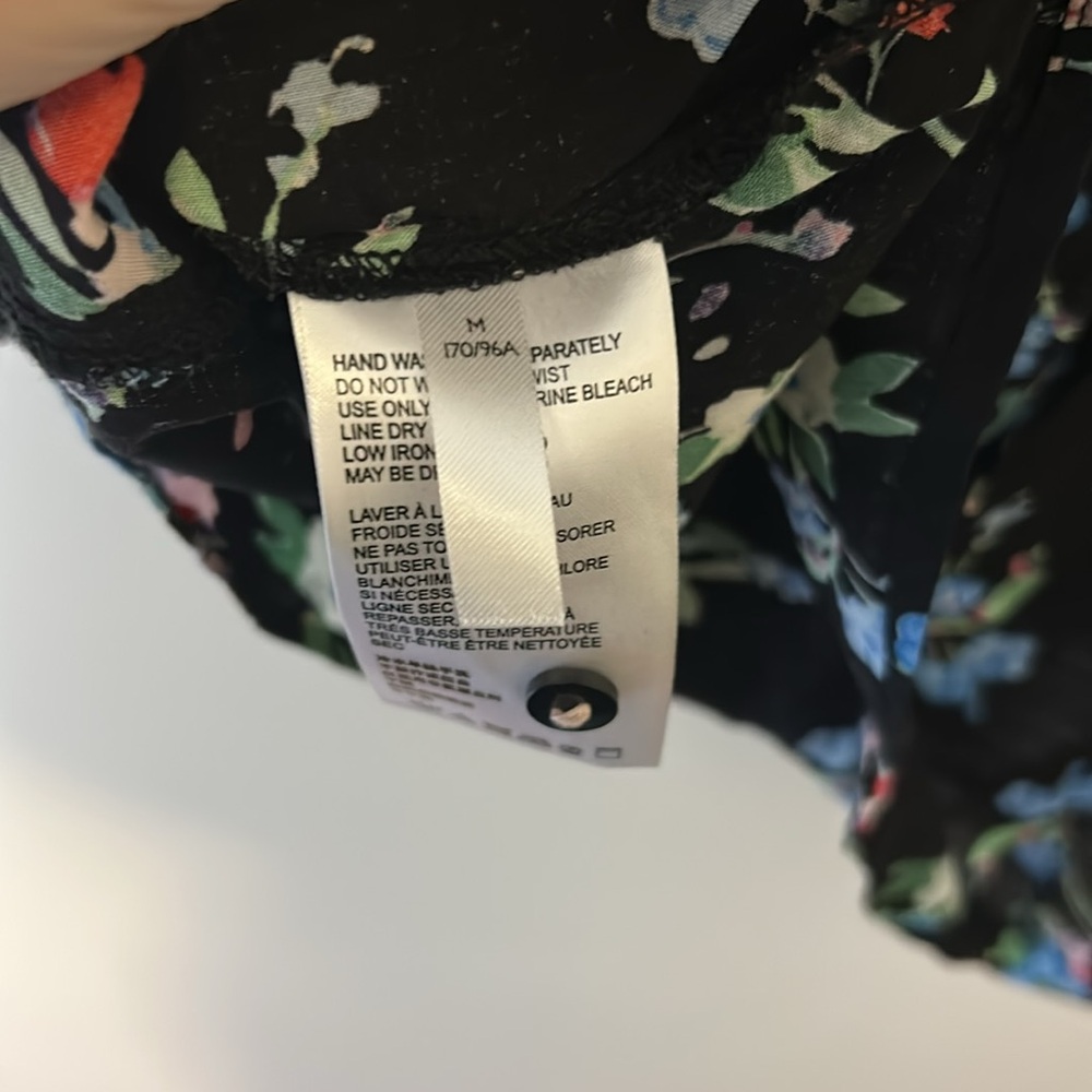 Anthropologie Maeve Aviero Flutter Sleeve Button Down in Floral - Picture 9 of 10